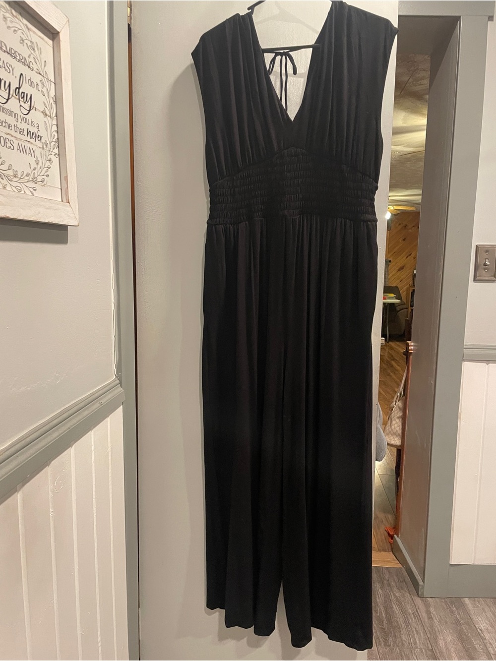 Old Navy Black V-Neck Smocked-Waist wide leg pants jumper size L
